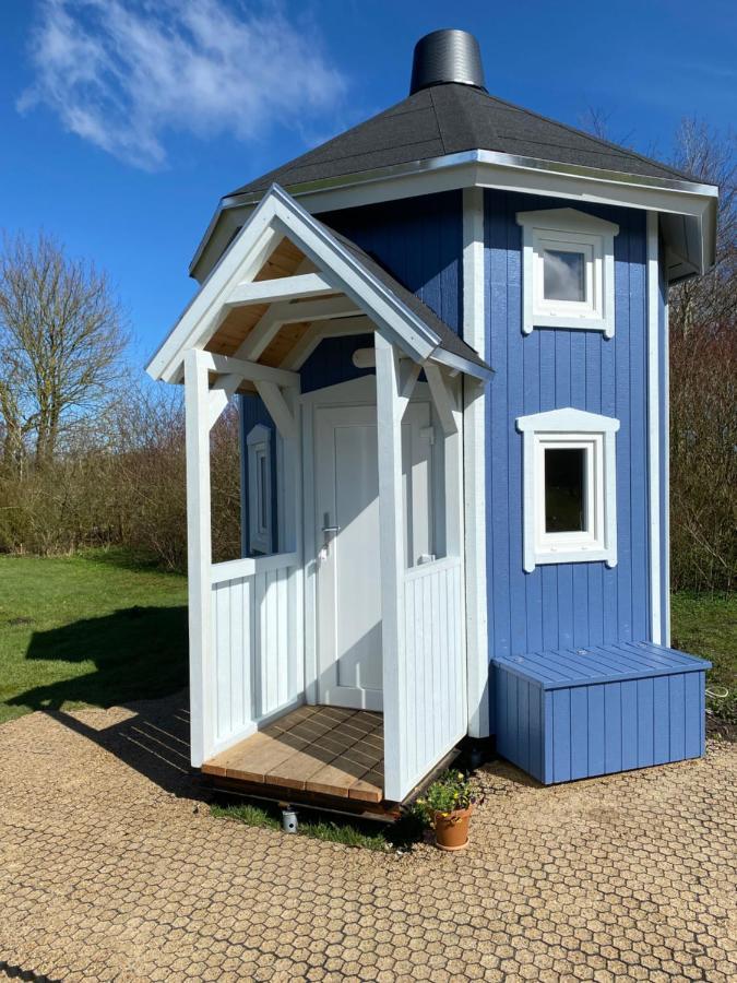 Kroghs Tiny Houses - Hyttebyen Гриннстед Экстерьер фото