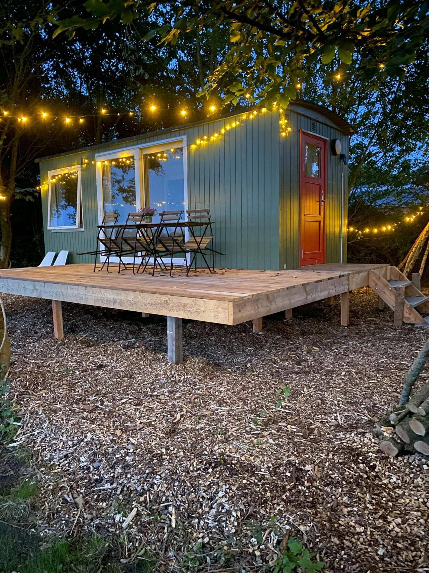 Kroghs Tiny Houses - Hyttebyen Гриннстед Экстерьер фото