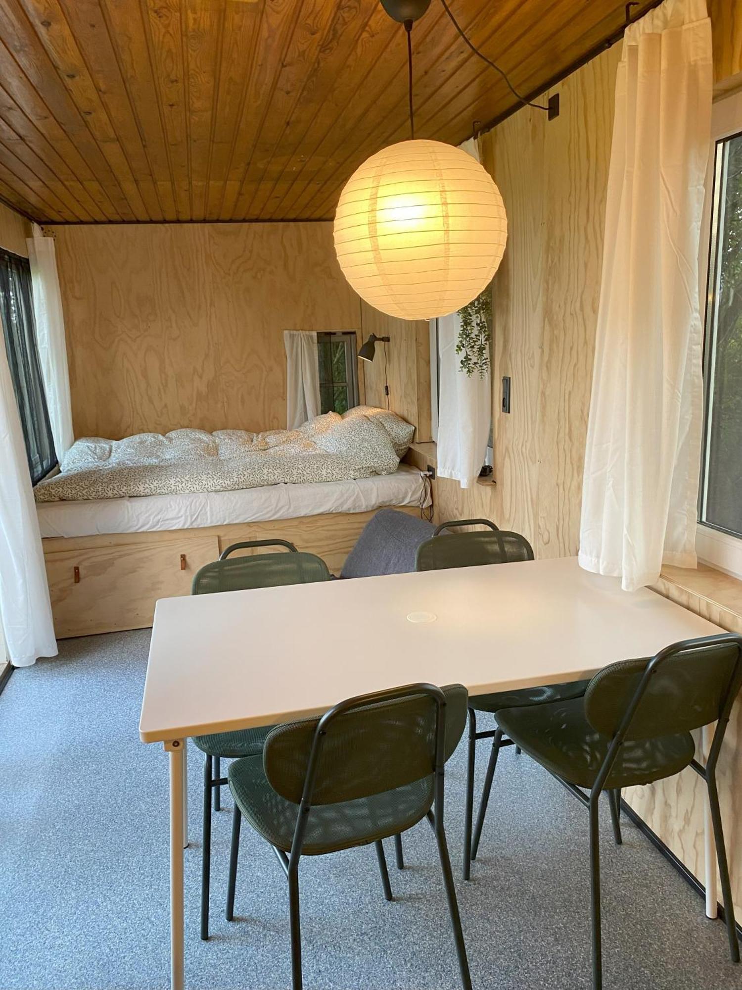 Kroghs Tiny Houses - Hyttebyen Гриннстед Экстерьер фото